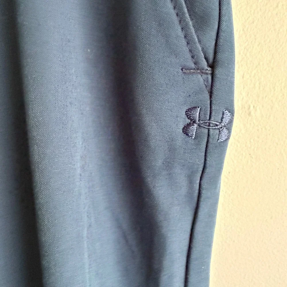 UNDER ARMOUR Navy Ladies Fitted Golf Activewear Dri-Fit Pants, 6